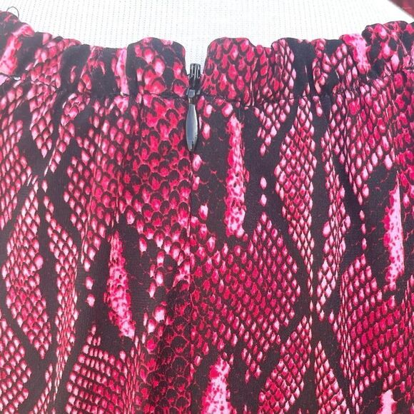 Michael Kors Pink Snakeskin Sleeveless Top - Picture 6 of 10